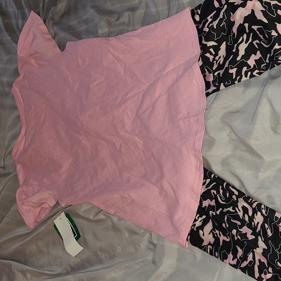 Puma Kids 2 Piece Set, Pink/Black, Large - Picture 2 of 6